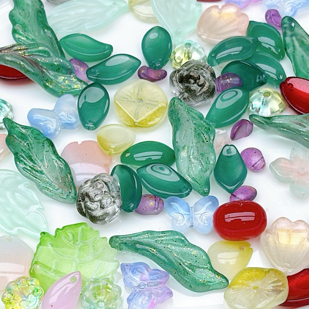 A575 瑠璃アクセサリー – 上品に輝く幻想的な美