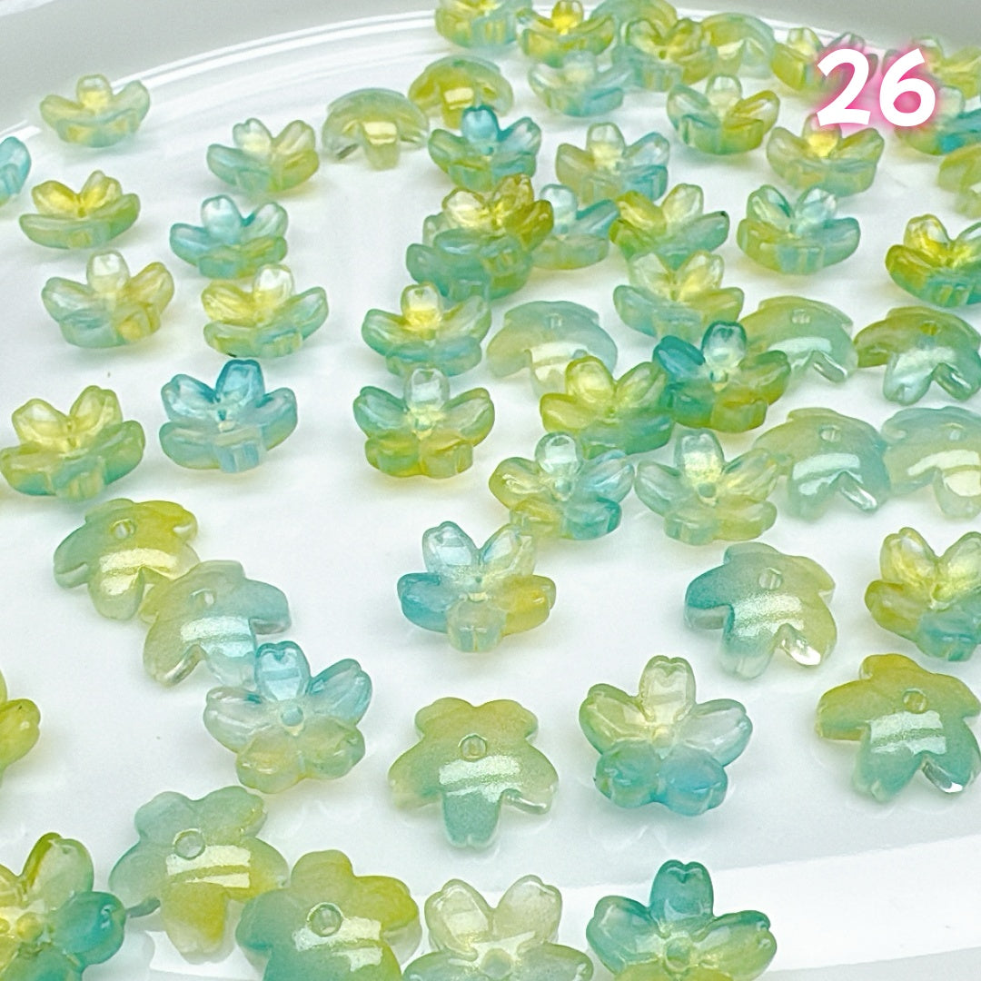 A559 瑠璃の花びら – 透明感あふれるエレガントなアクセサリーパーツ  つめつめ放題